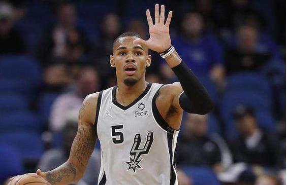 俱乐部的反 俱乐部的反