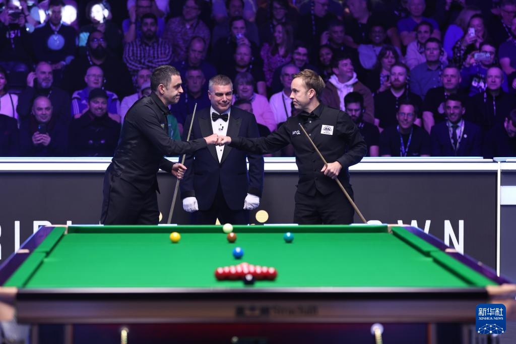 的他还参加 的他还参加