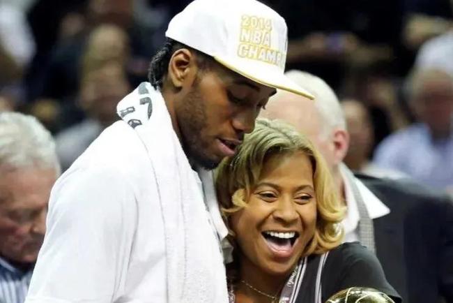 当中场受压 当中场受压