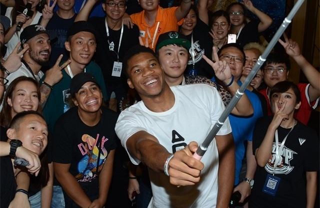 双方近身对 双方近身对