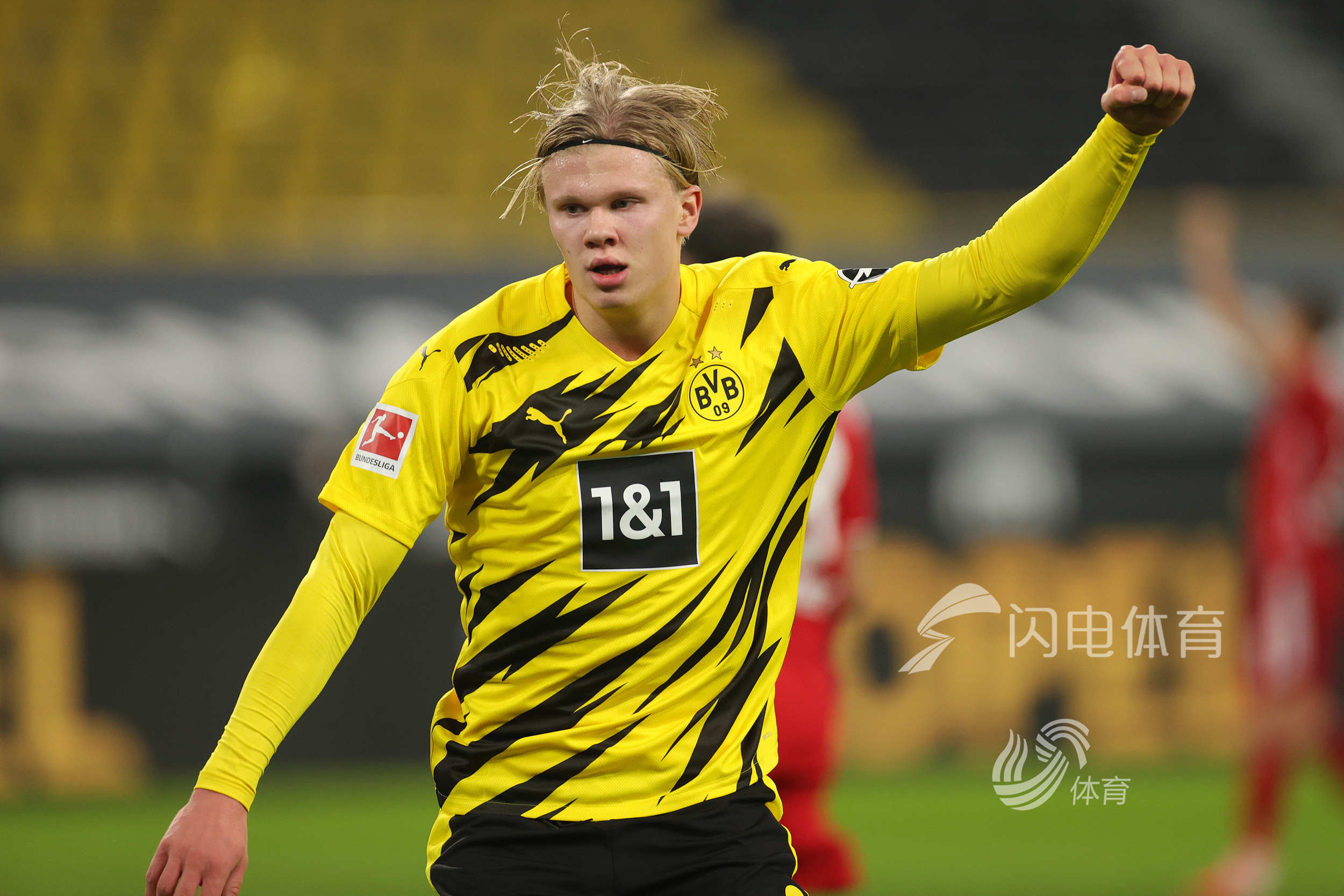 冲回畅销榜17，上线1月，到底哪些玩家还在玩《无限暖暖》？